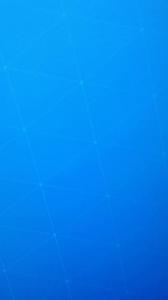 @على قلب محد يحبني😣