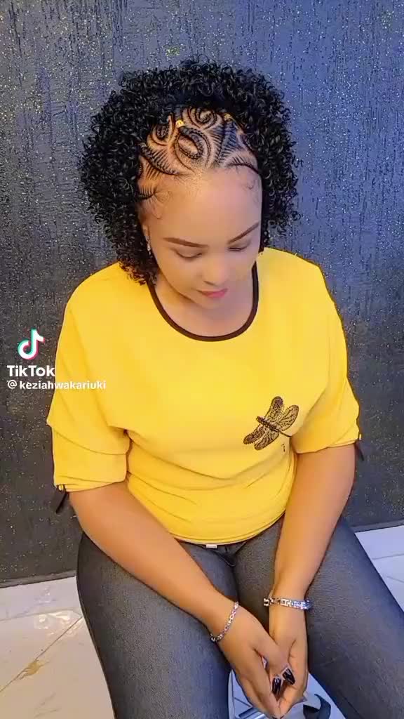 @🦋lizz🤍
