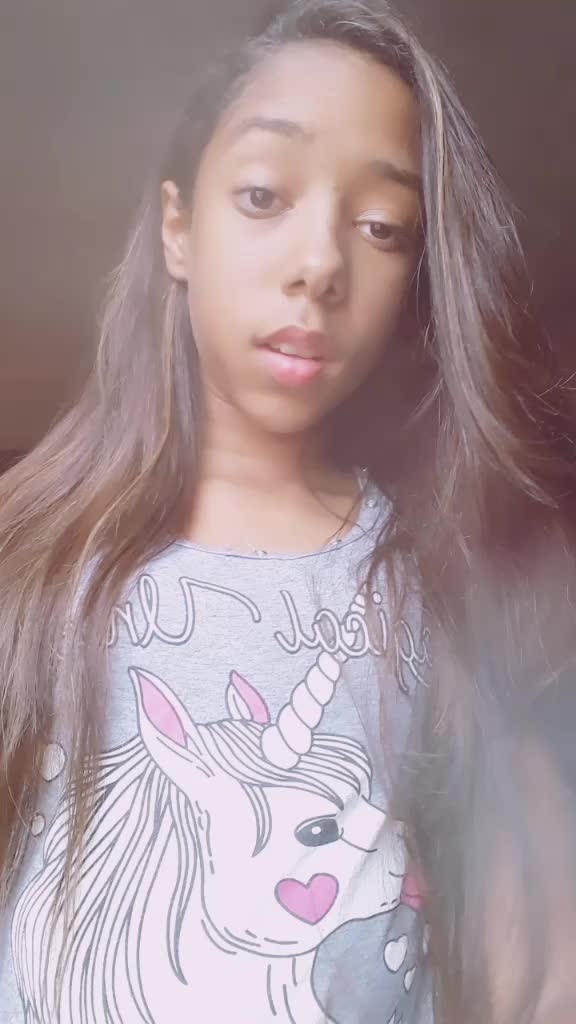 @Laura Cristine