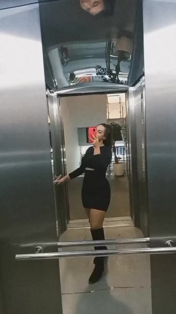 @Monaaa