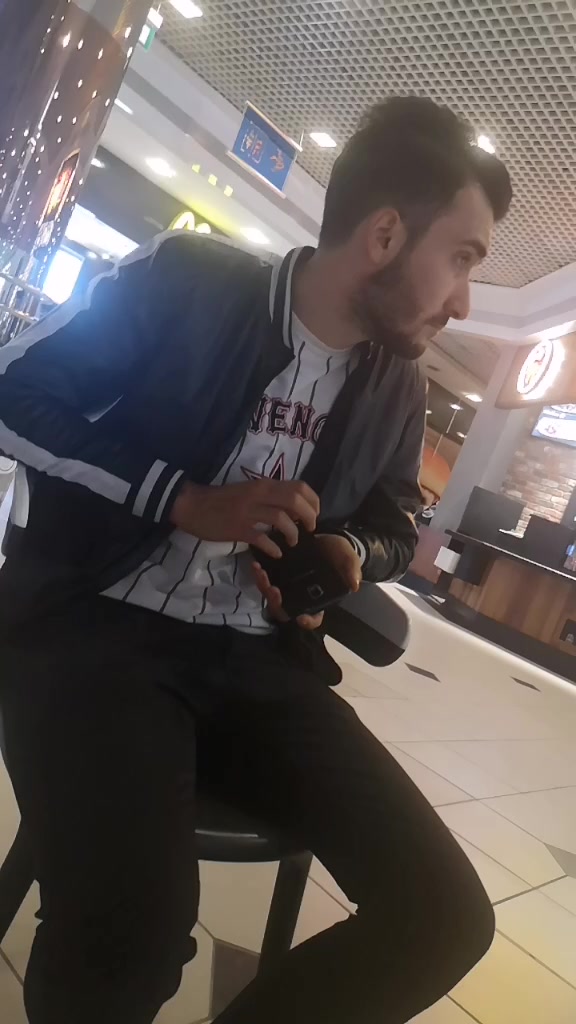 @mustafassli