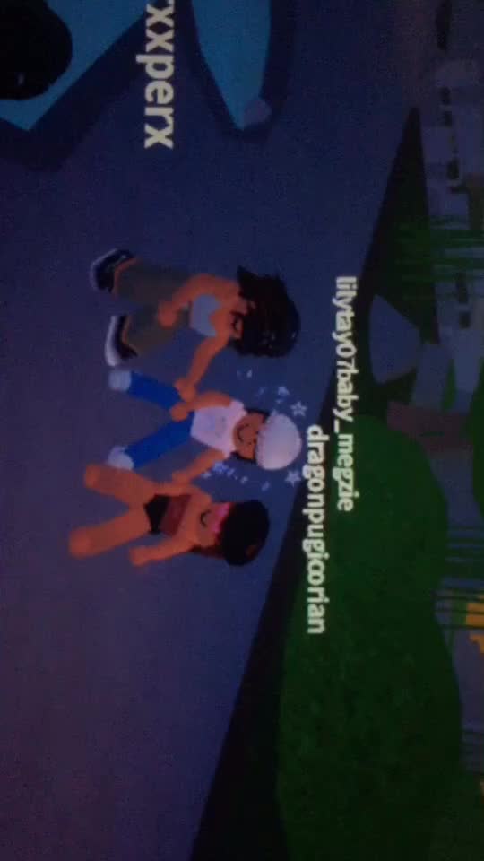 @Roblox🦋