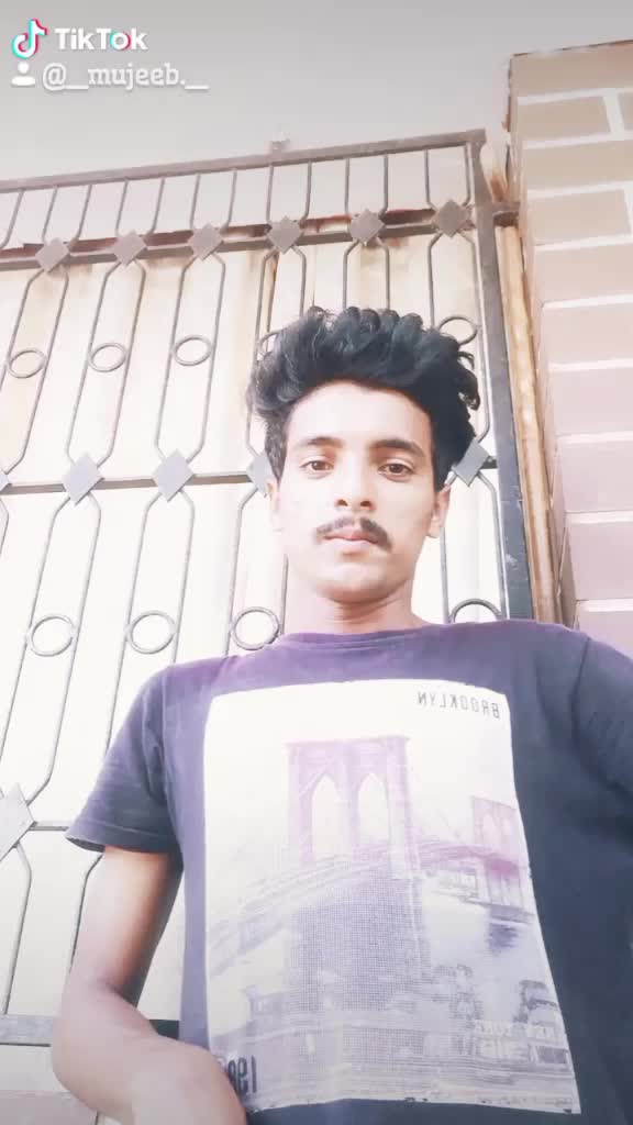 @_mujeeb._