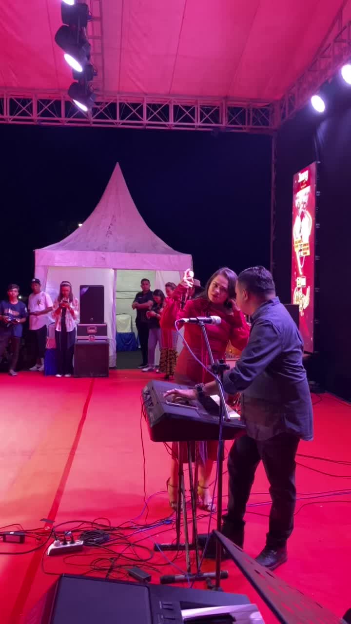 @Evan Taek🎹🎤🇮🇩