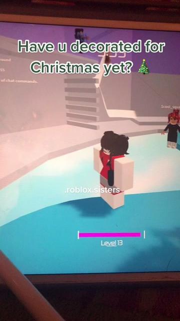 @Ur local roblox sisters 😩🤩