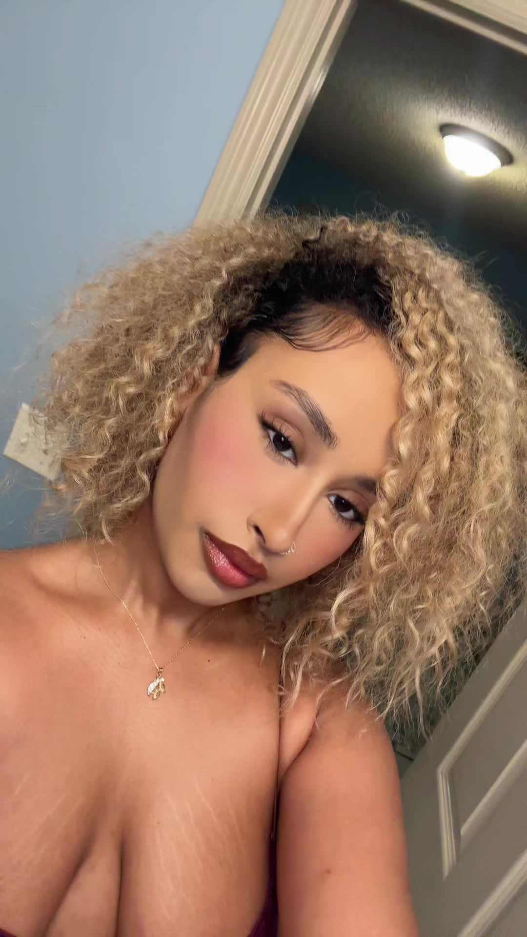 @𝒮.💞