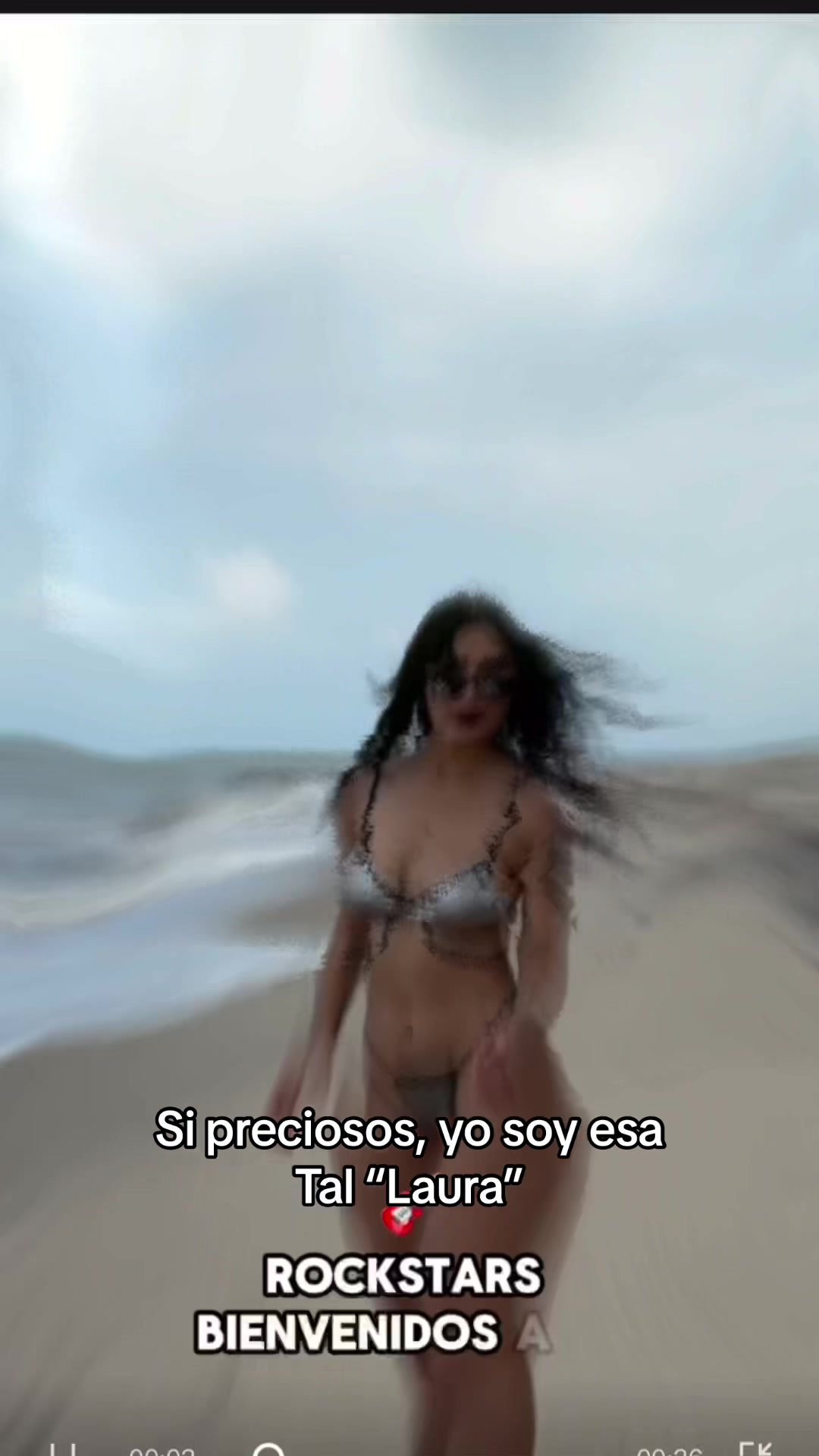 @Laura Londo&ntilde;o 🎧🖤🎵