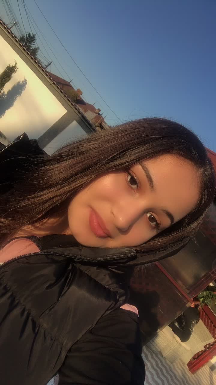 @Alexandraa_12