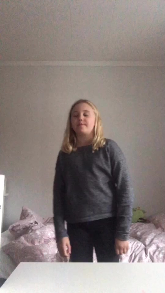 @Snälla följ mig!🥰