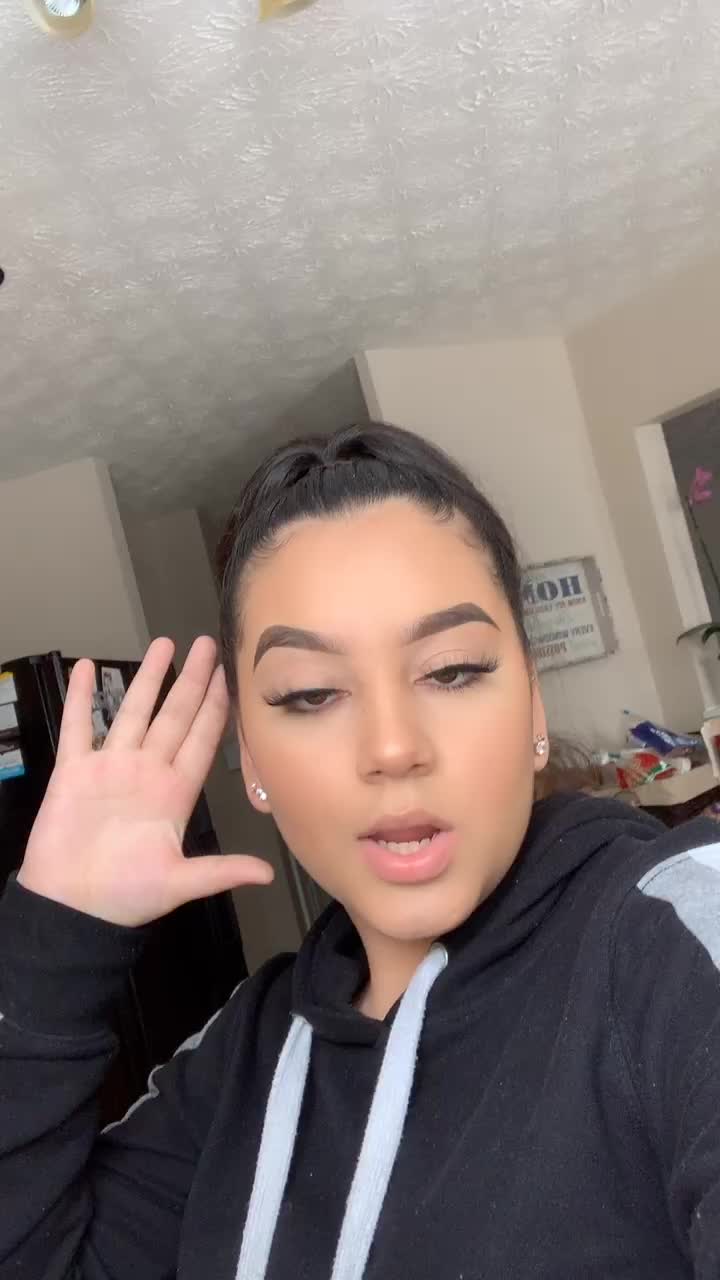 @Sarah Llaverias💸