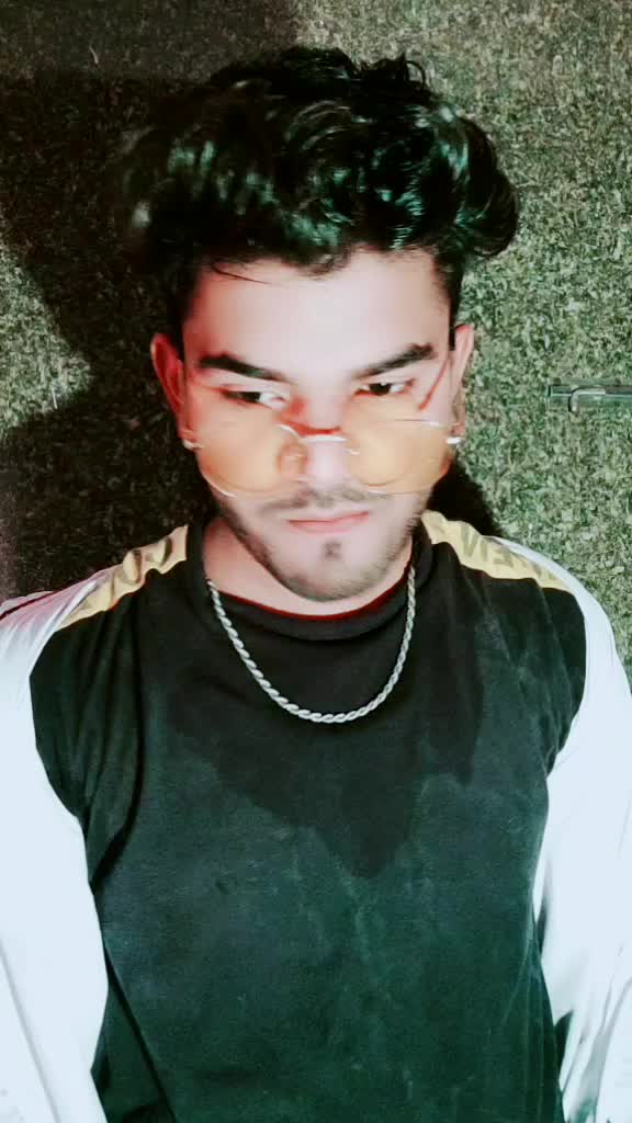@DAZzLING boy ROHIT.