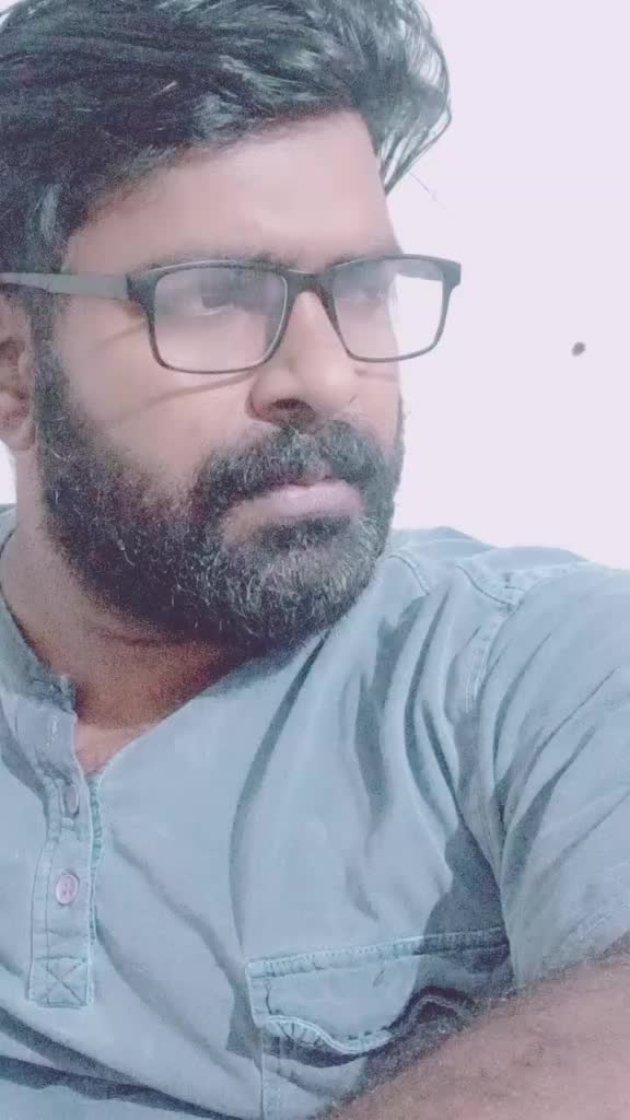 @അകിൽ