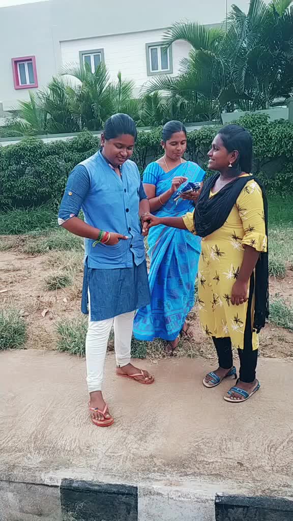 @Gethu Nandhu Shreya