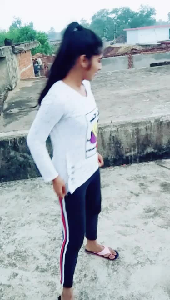 @Ruhi239