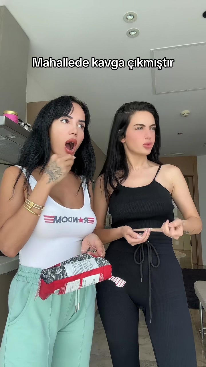 @MELEK ÖZÇAĞAN💎