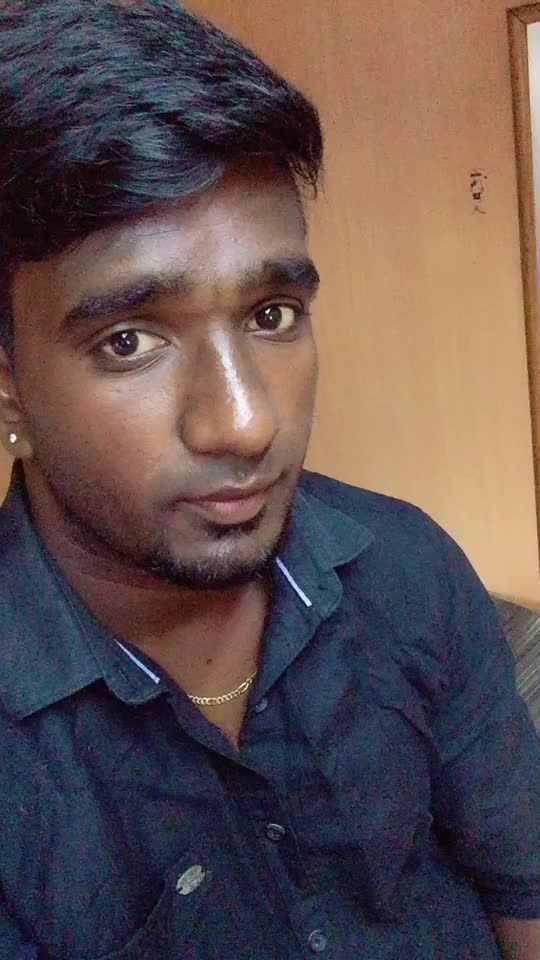 @Blackie_😎