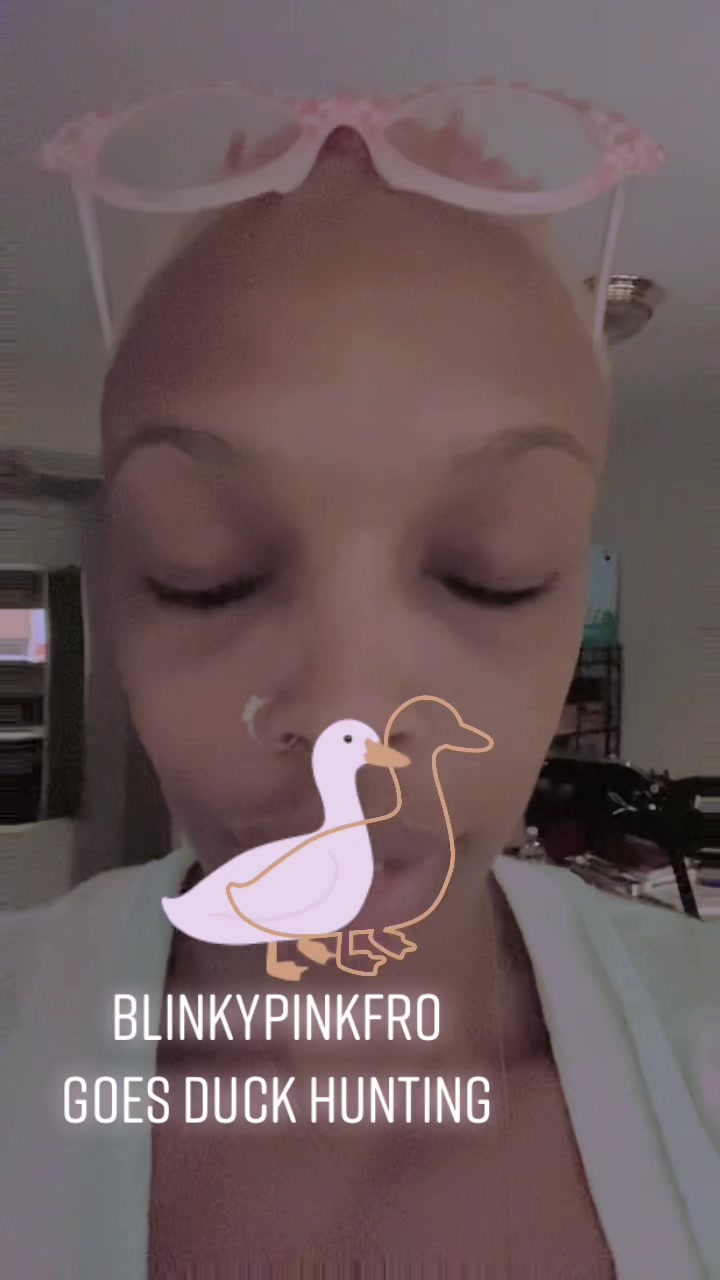 @LilPinkFro