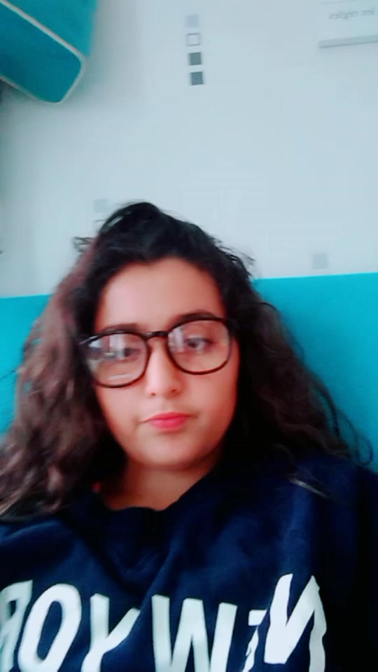 @laprincesseauyeubrun
