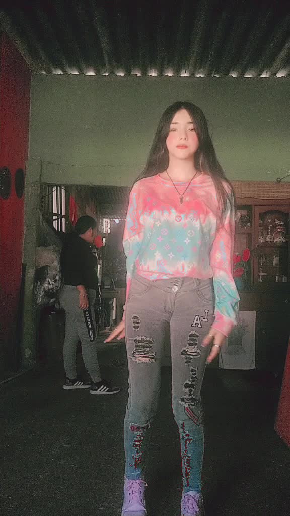 @Meryi Villamizar🧃✨