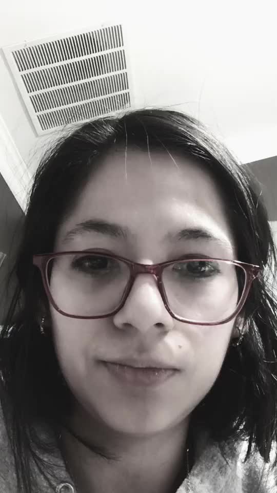 @Ana Flores