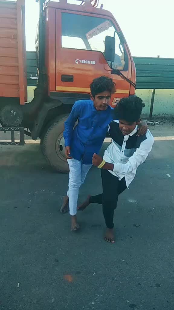 @elumalai AvS boys