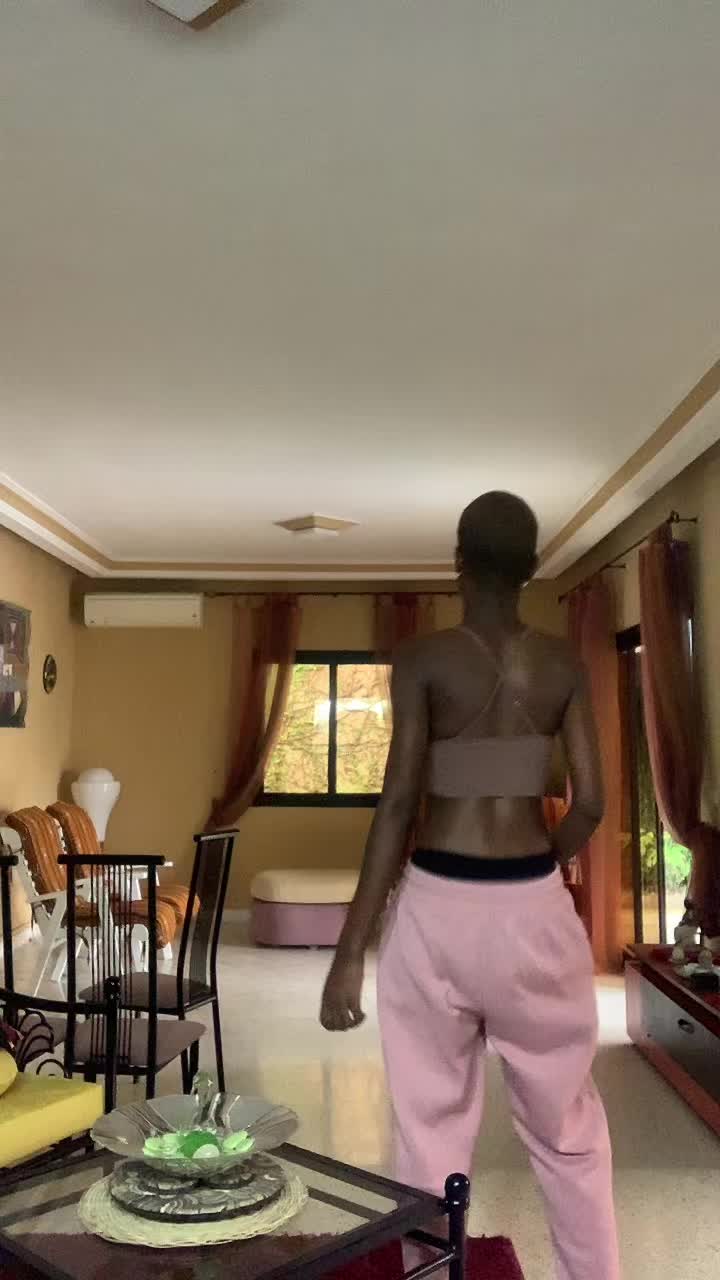 @Short_hair_grl