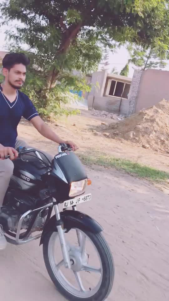 @किशन वर्मा😎