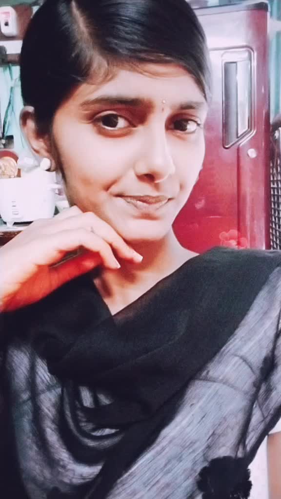 @😃