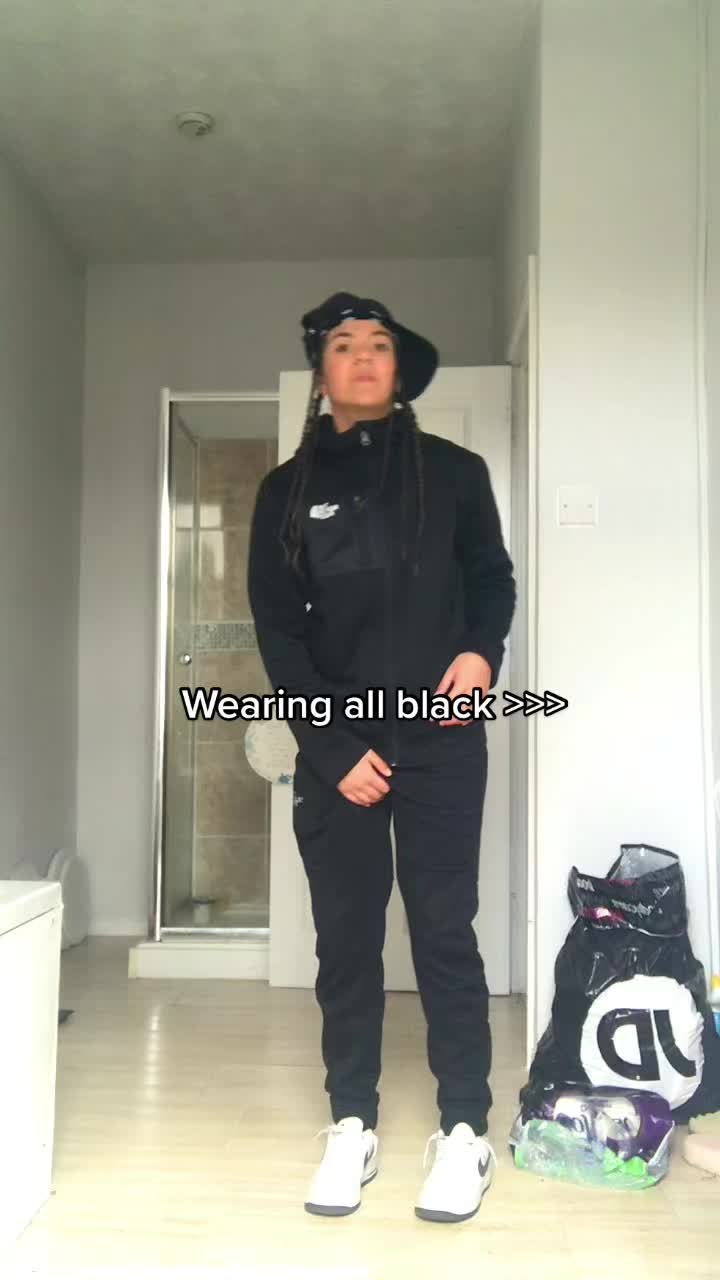 @CXŠH T 🧸