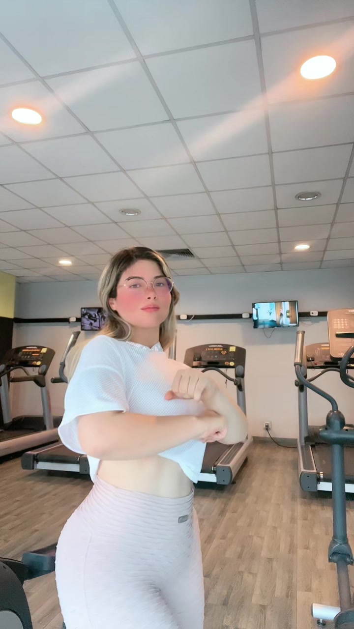 @Claudia Benavides
