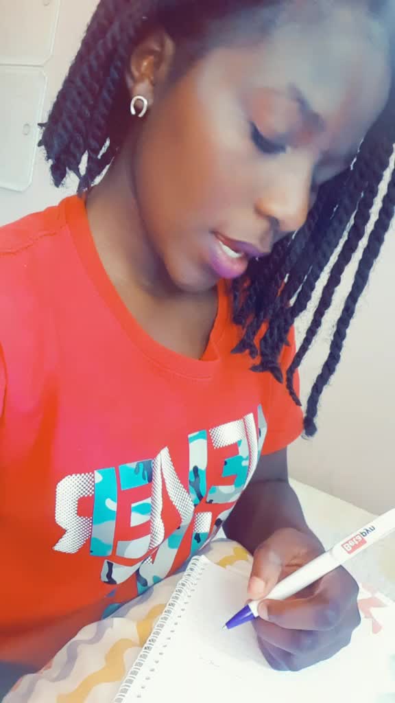 @m&eacute;v&icirc;st&ucirc;rn&eacute;r😍🤫