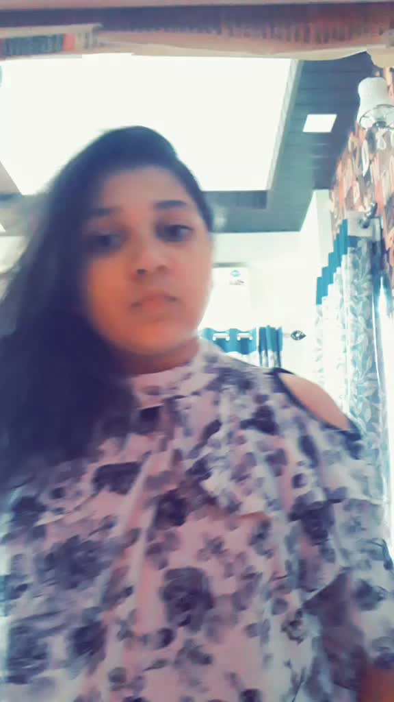 @BHAVYA (SO CUTE )