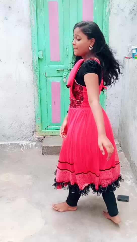 @@---alone---queen👸