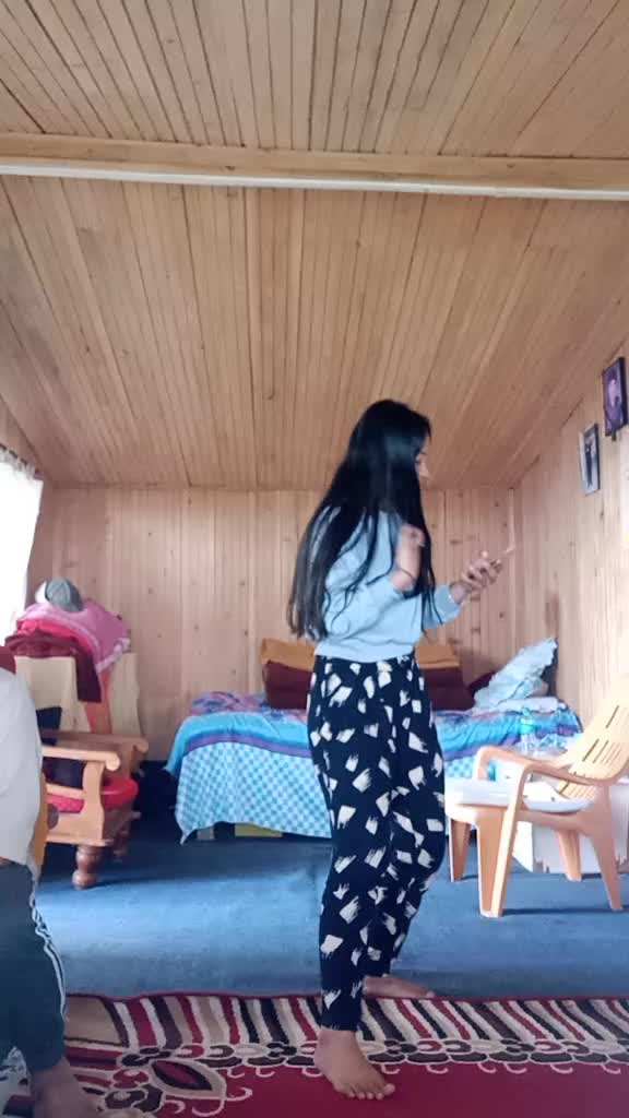 @S&igrave;nora Aavya Tamang