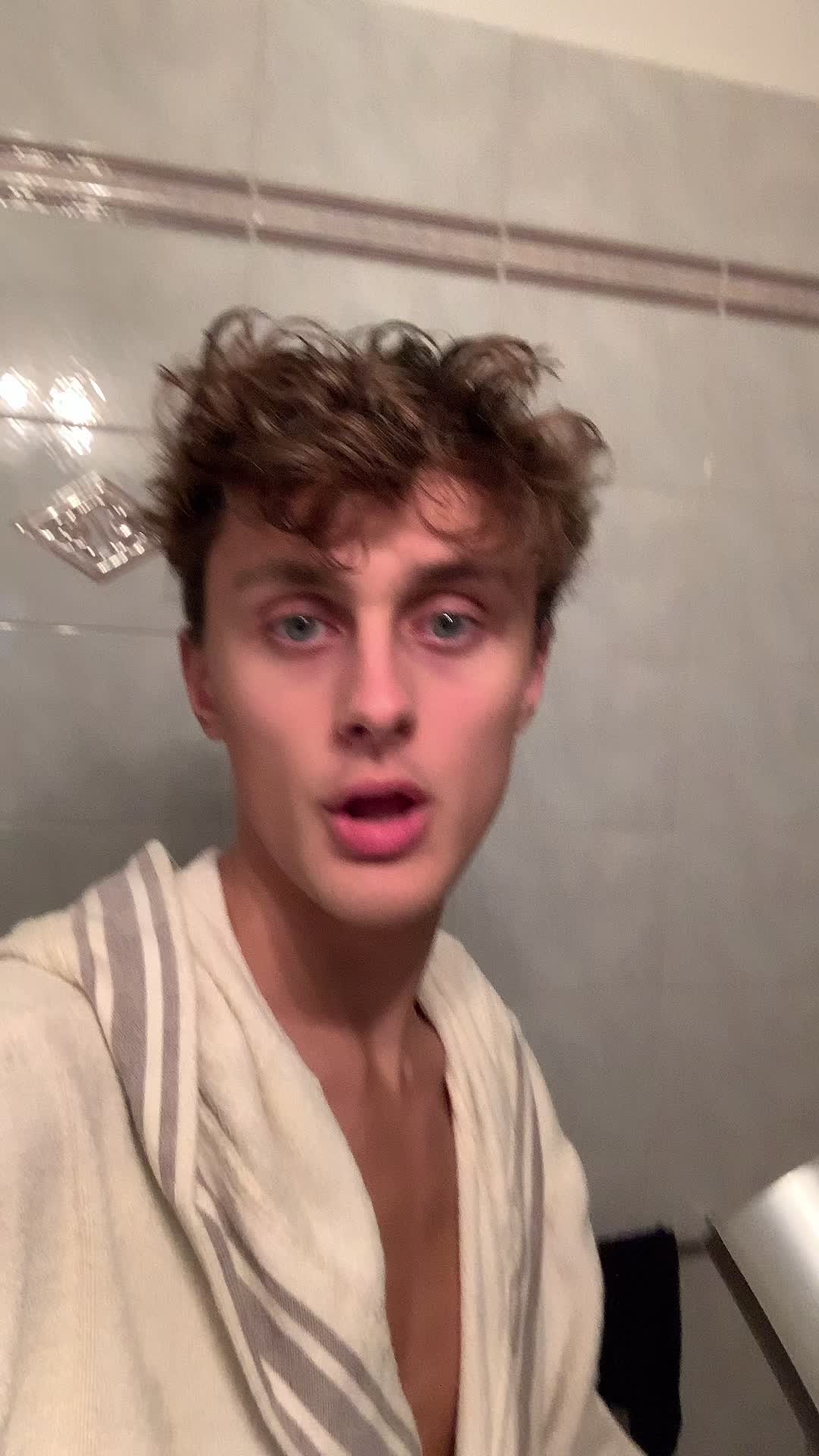 @Bozzediuncornuto2