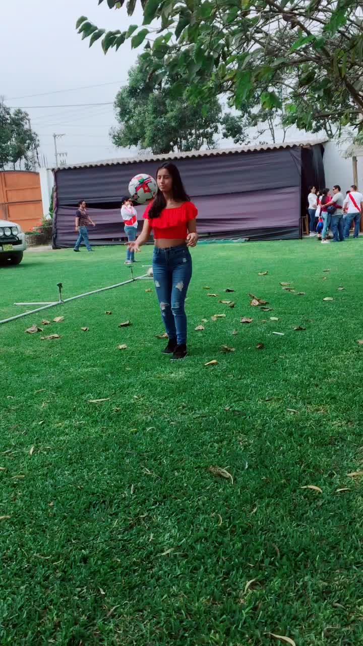 @emyly salirrosas abanto