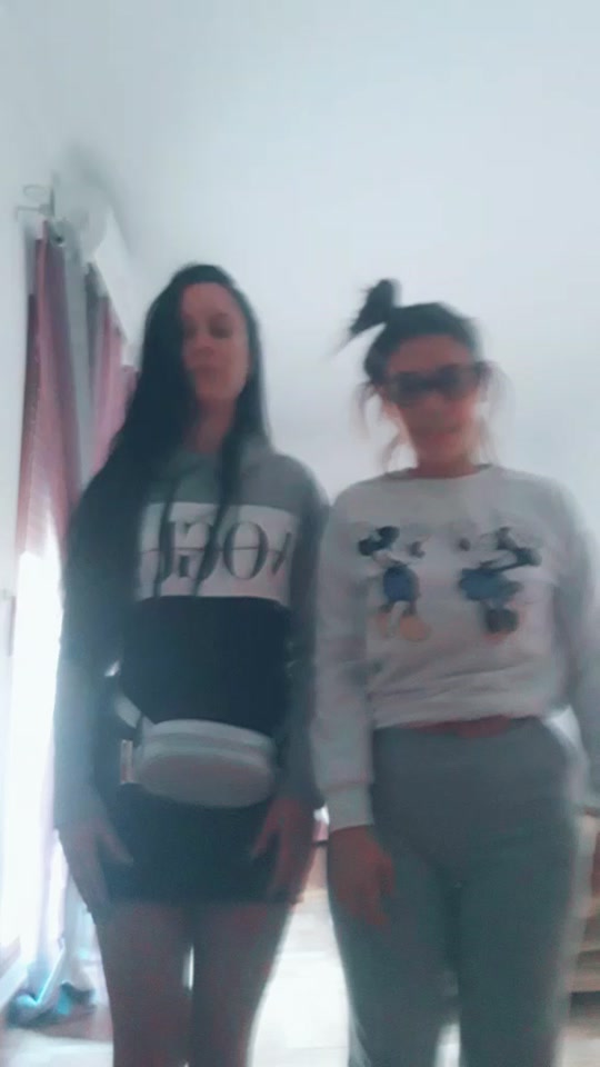 @meelanyyyy