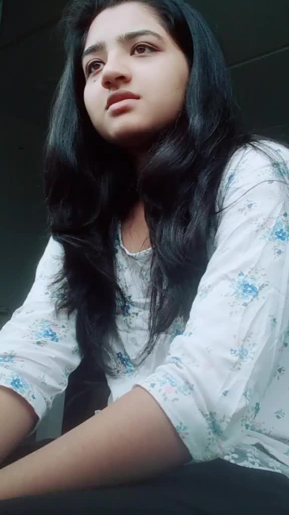 @Saloni Rabara💕