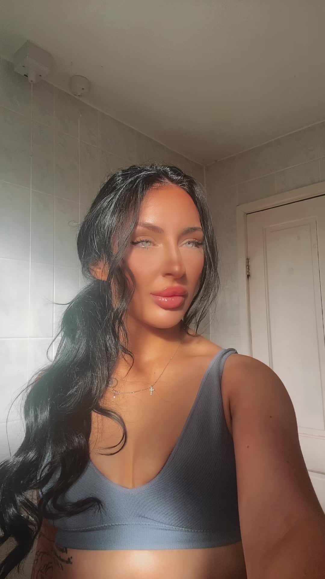 @Morgan Louise New X