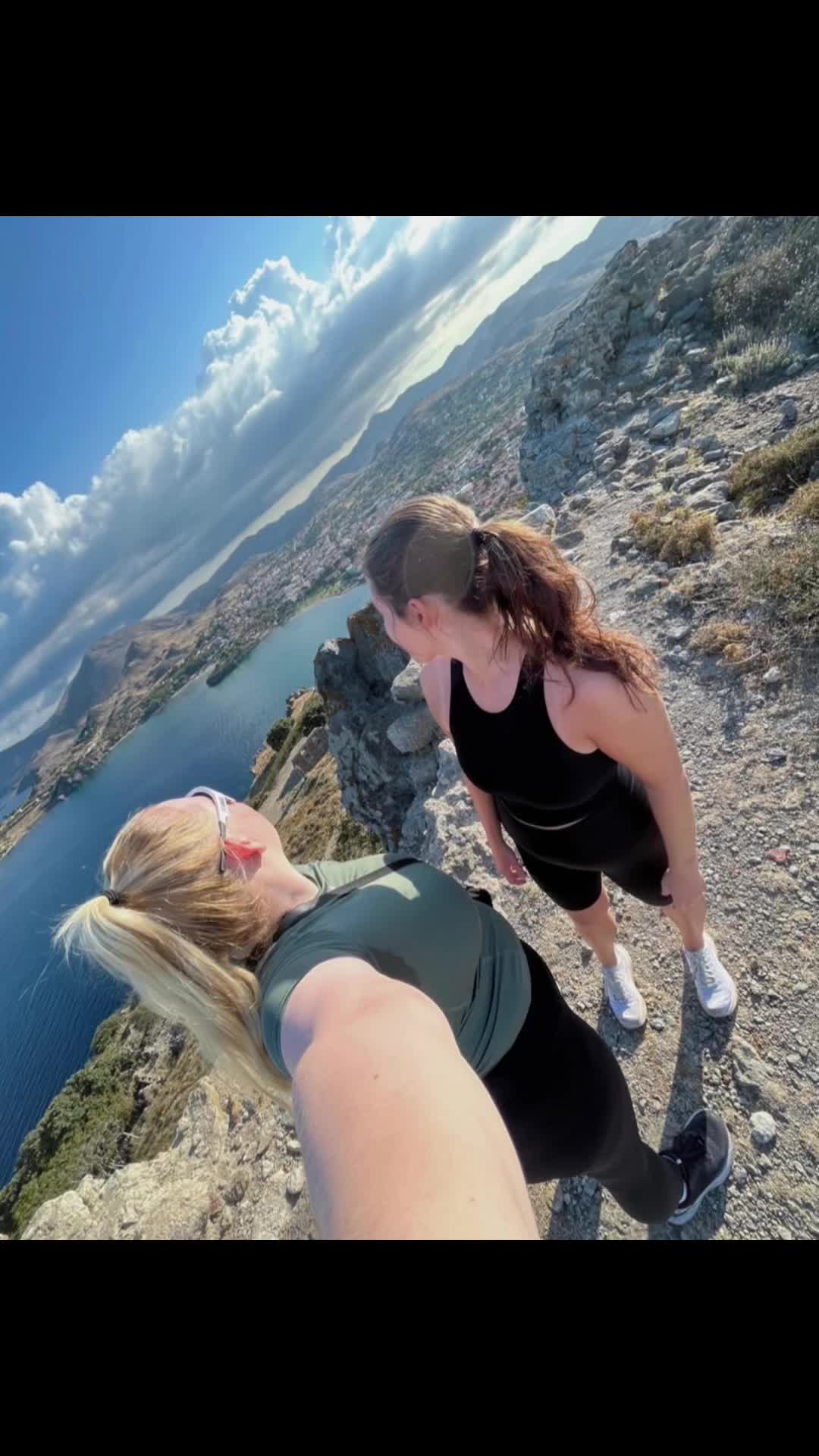 @Julie Dahl