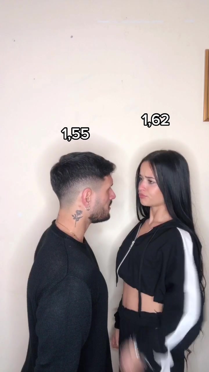 @tonyesara