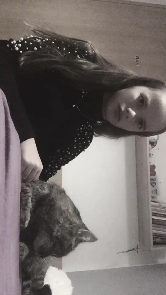 @Leonie