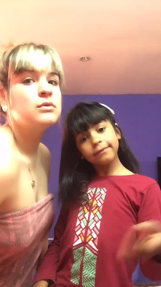 @Abril Modernel