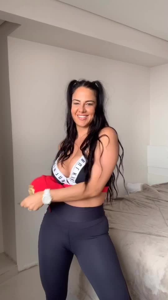 @Paulinha Mota