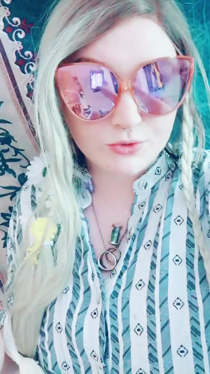 @sassyqueenkat