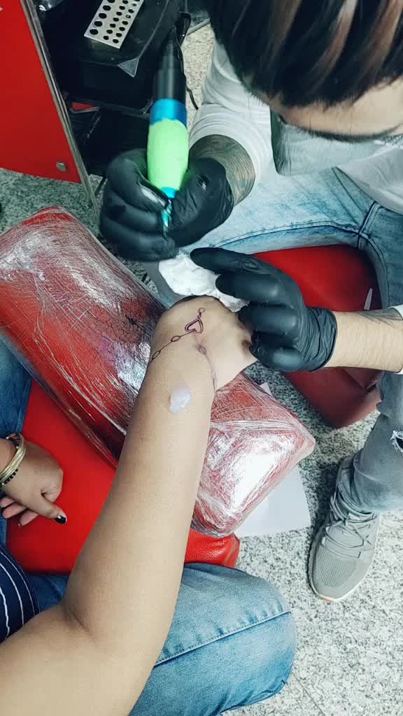 @Kitty Tarun Dhamija