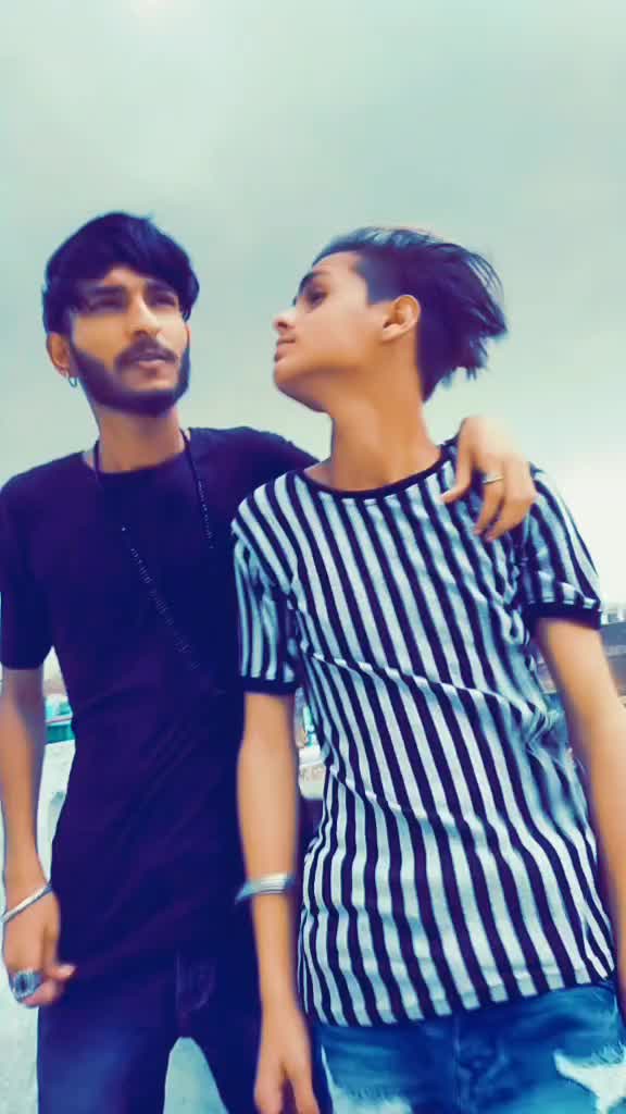 @GurneetRandhawa000z