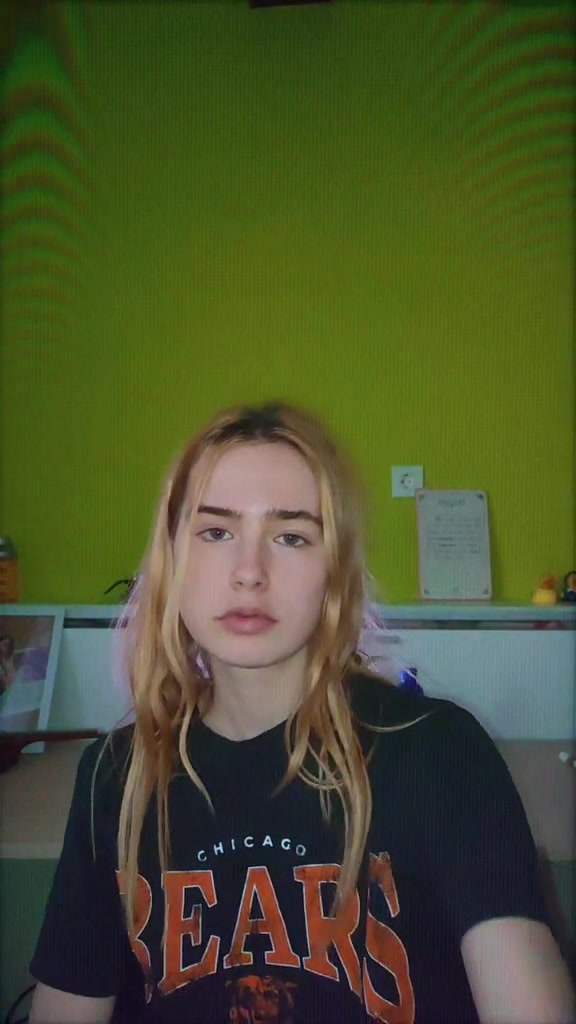 @aneeee:,-)