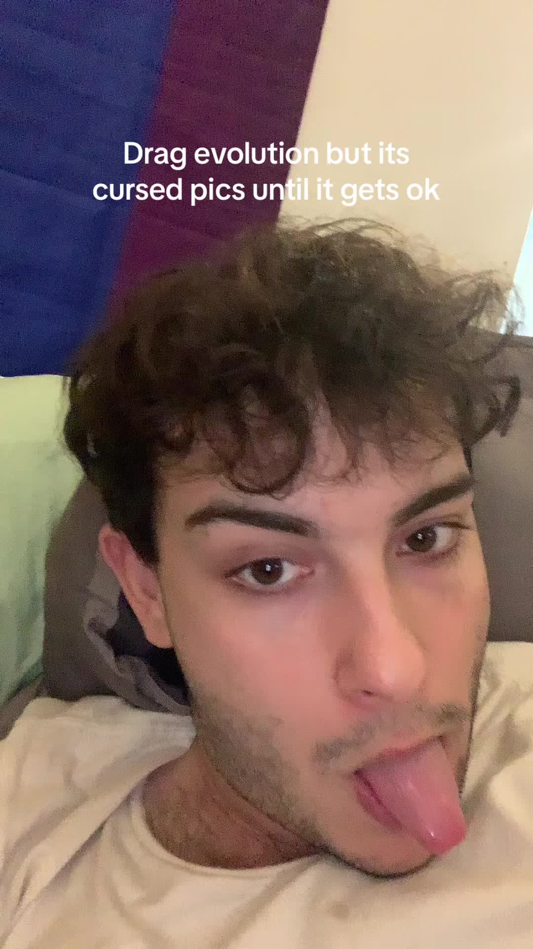 @Bella Troįa
