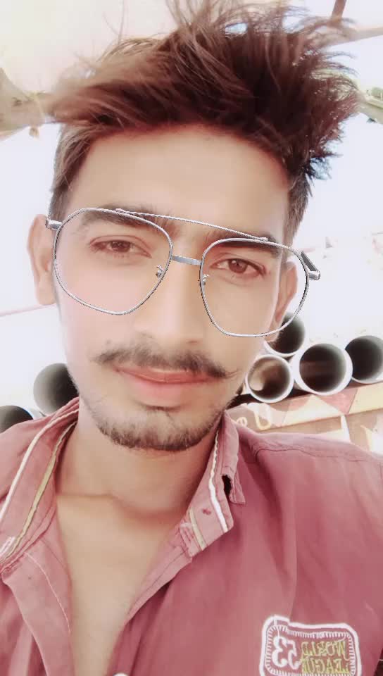 @hitesh_maheshwari,1
